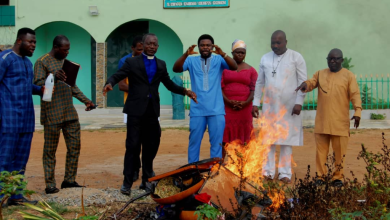 Chief Priest turns to Christ, burns 77 gods (Photos)