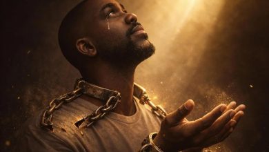 Teephlow – Show Me ft. Loyce